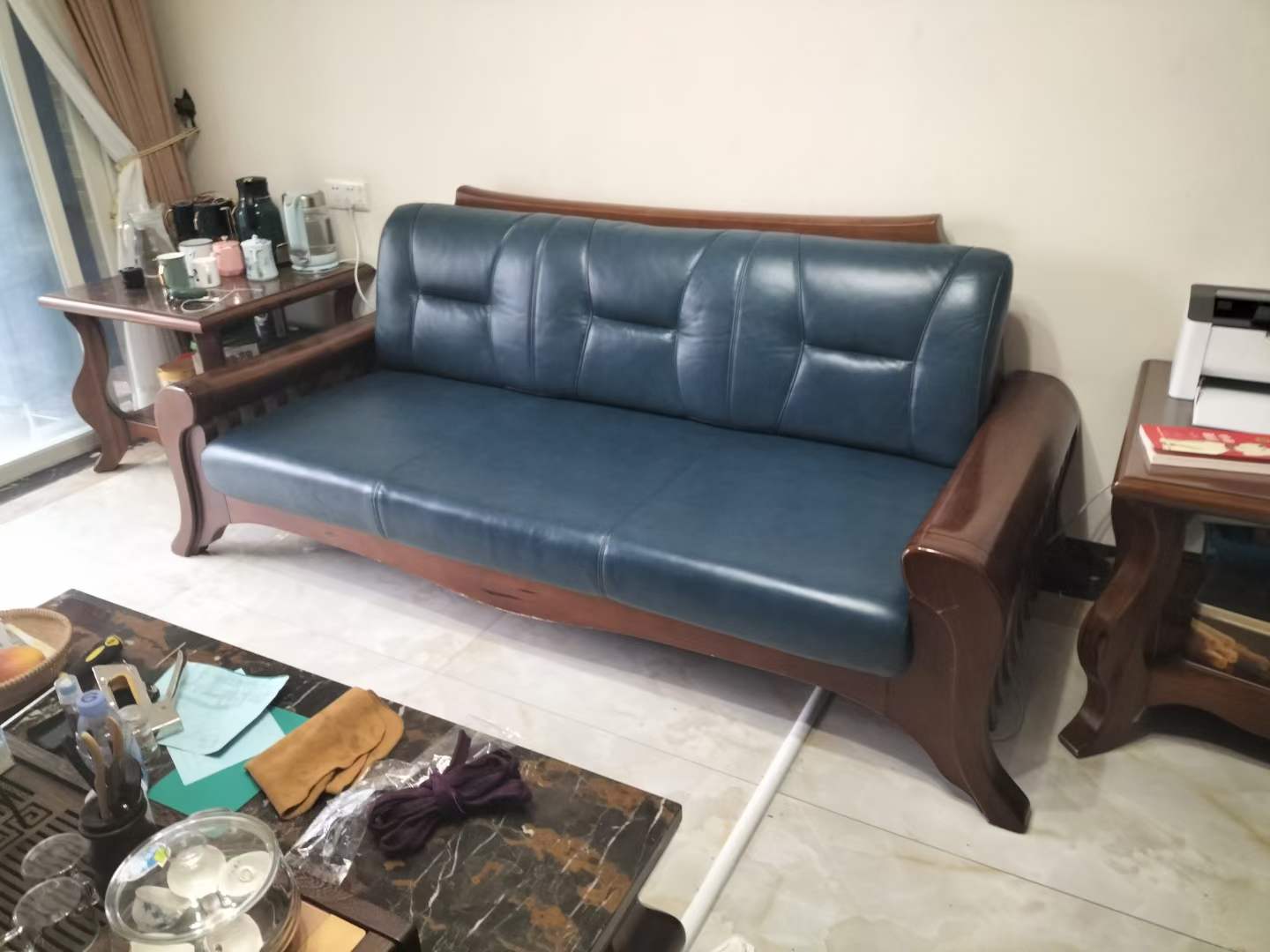 三门沙发翻新专业师傅现场翻新