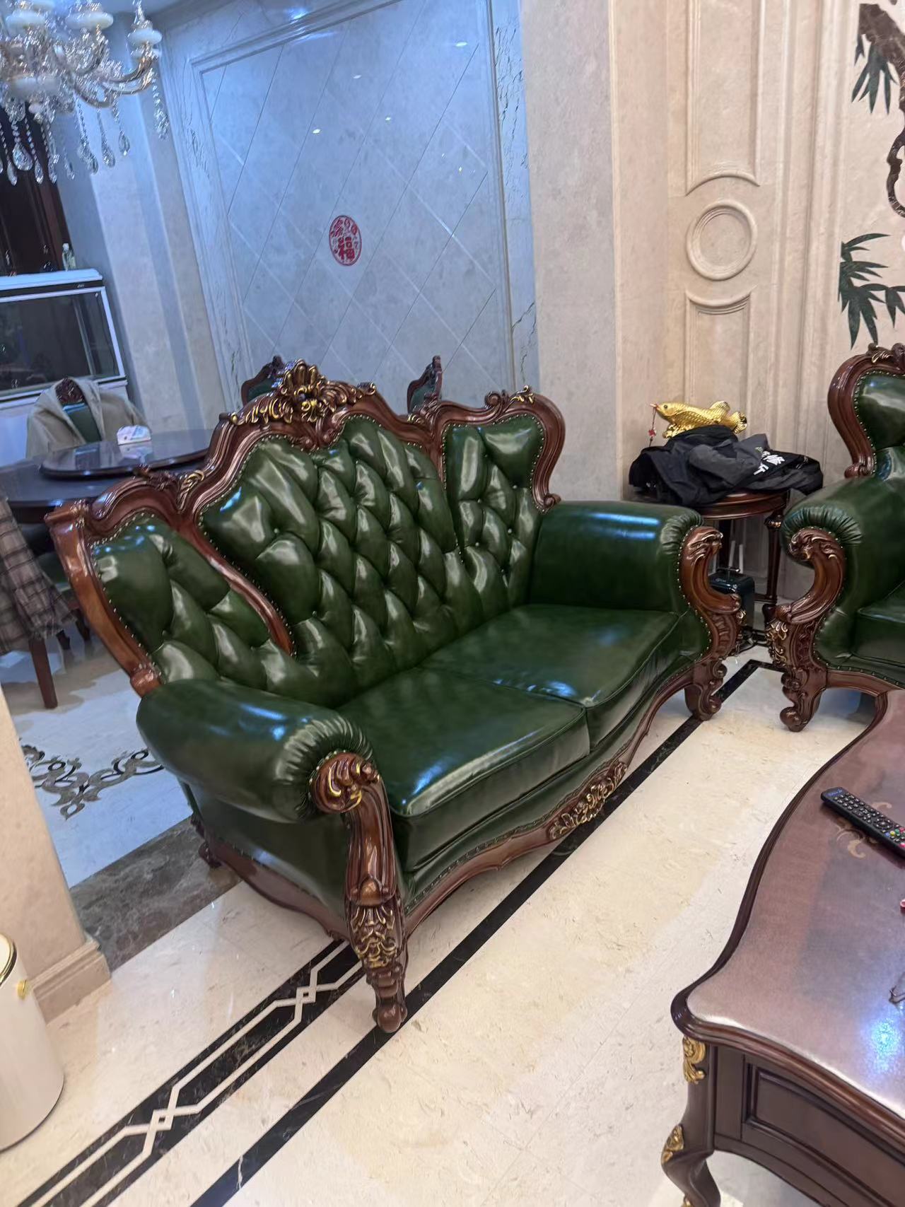 龙泉沙发翻新上门服务专业师傅现场翻新