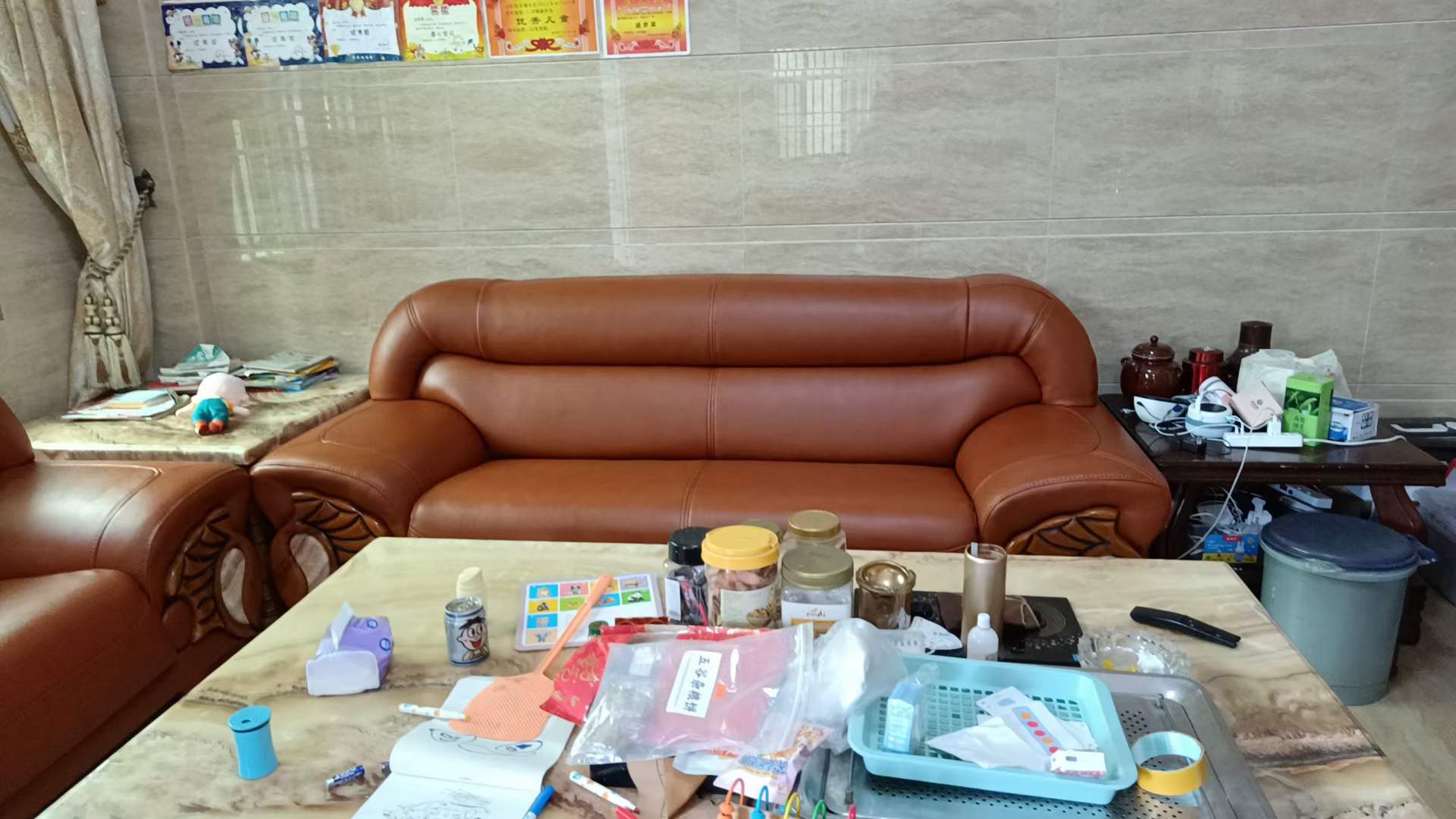常熟沙发换海绵专业师傅现场翻新